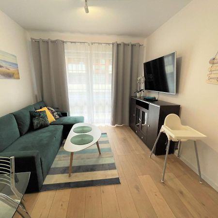Al-Dom Apartament Ogrodowa Bocianie Gniazdo Z Garazem Kolobrzeg Bagian luar foto